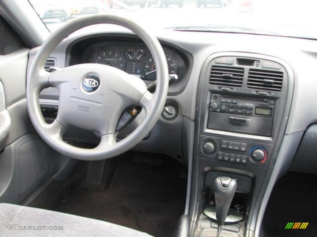 2003 Kia Optima LX Dashboard Photos