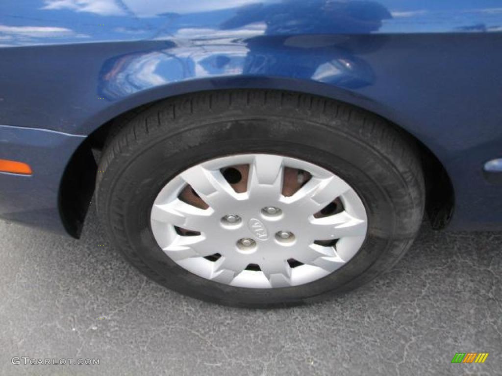2003 Kia Optima LX Wheel Photos