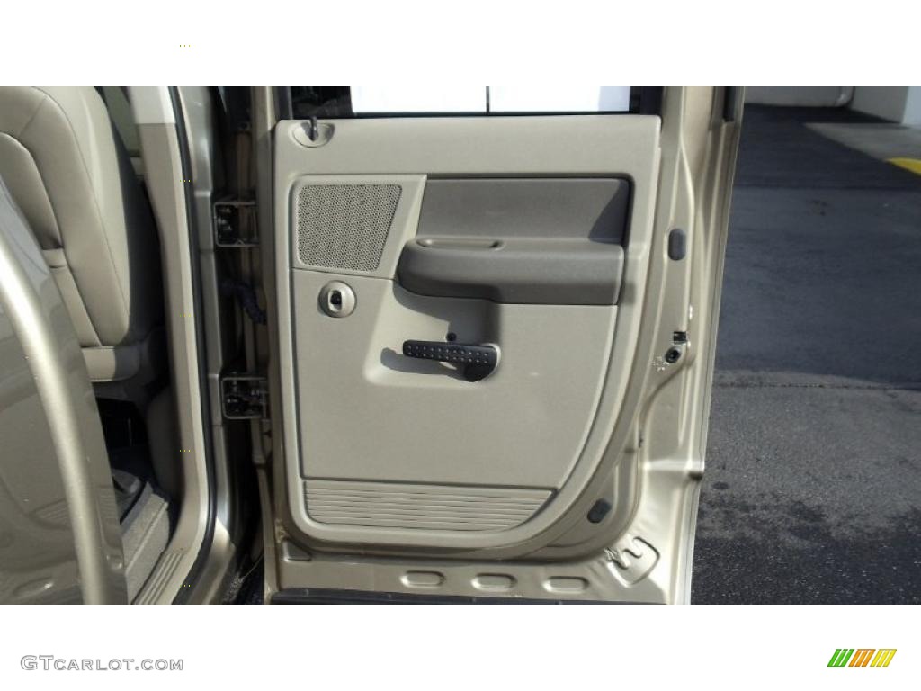 2008 Ram 1500 Big Horn Edition Quad Cab 4x4 - Light Khaki Metallic / Khaki photo #23