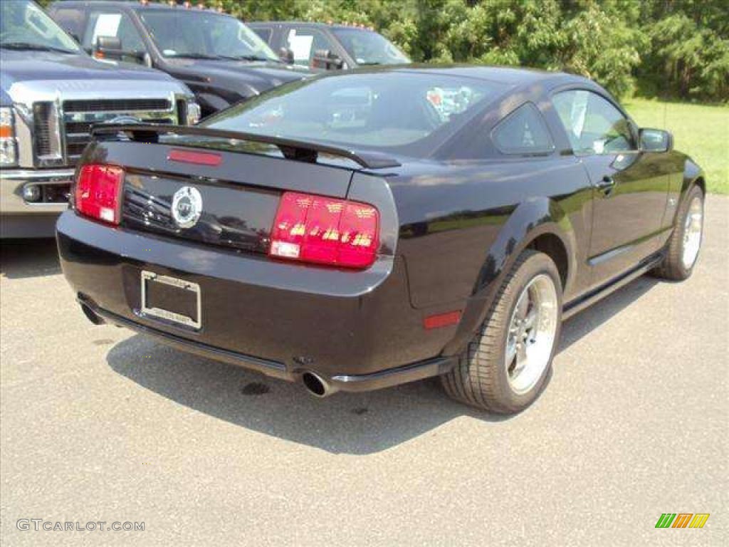 2007 Mustang GT Deluxe Coupe - Black / Dark Charcoal photo #3