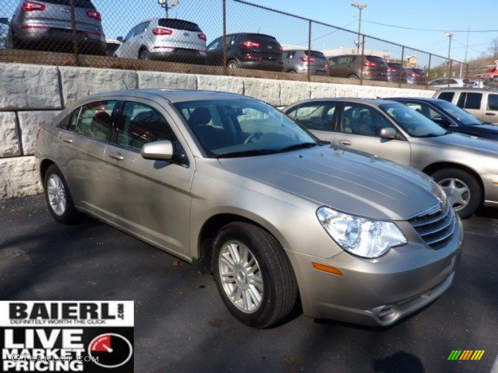 2008 Sebring Touring Sedan - Linen Gold Metallic / Dark Khaki/Light Graystone photo #1