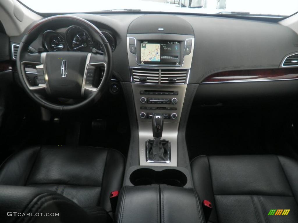 2010 Lincoln MKT AWD EcoBoost Charcoal Black Dashboard Photo #46072492