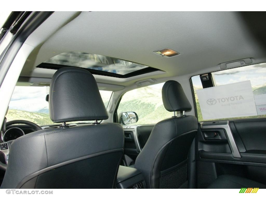 2011 4Runner Limited 4x4 - Black / Black Leather photo #9