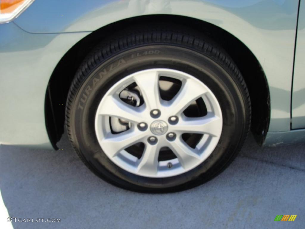 2011 Toyota Camry LE Wheel Photo #46073232