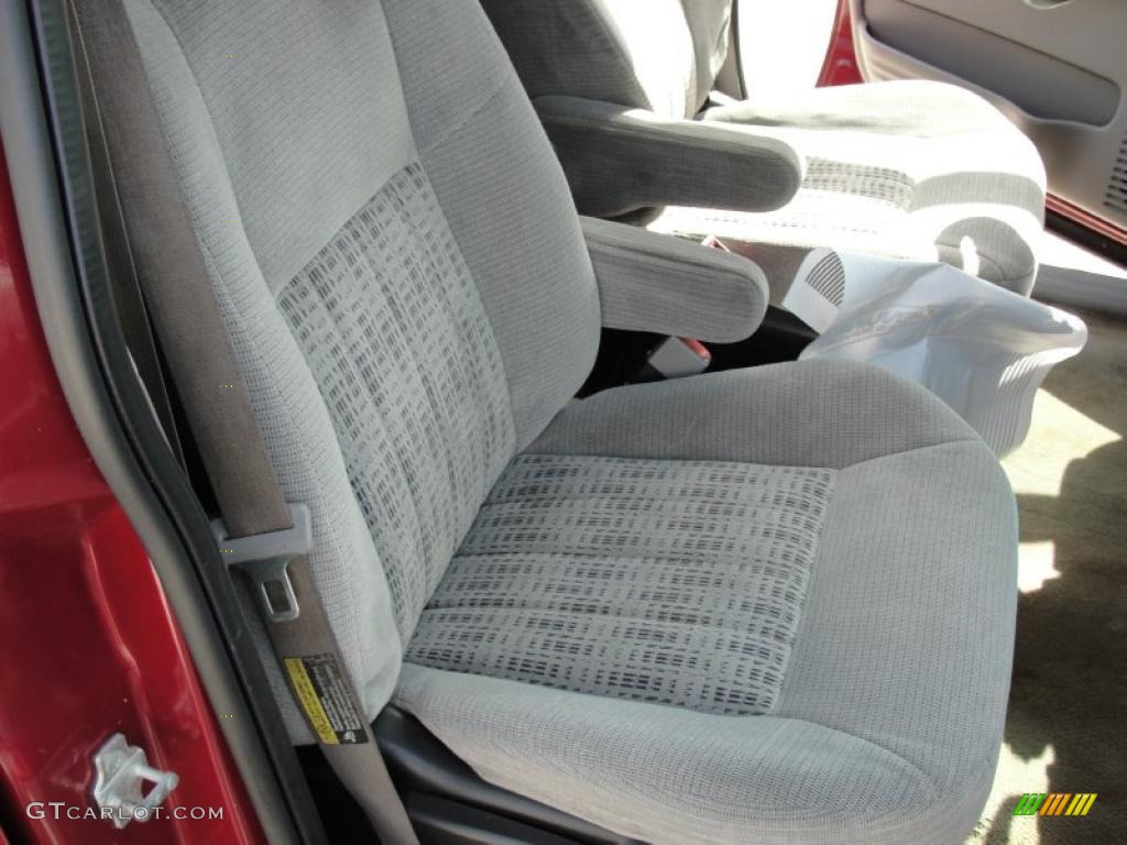 Medium Gray Interior 2005 Chevrolet Venture LS Photo #46073625
