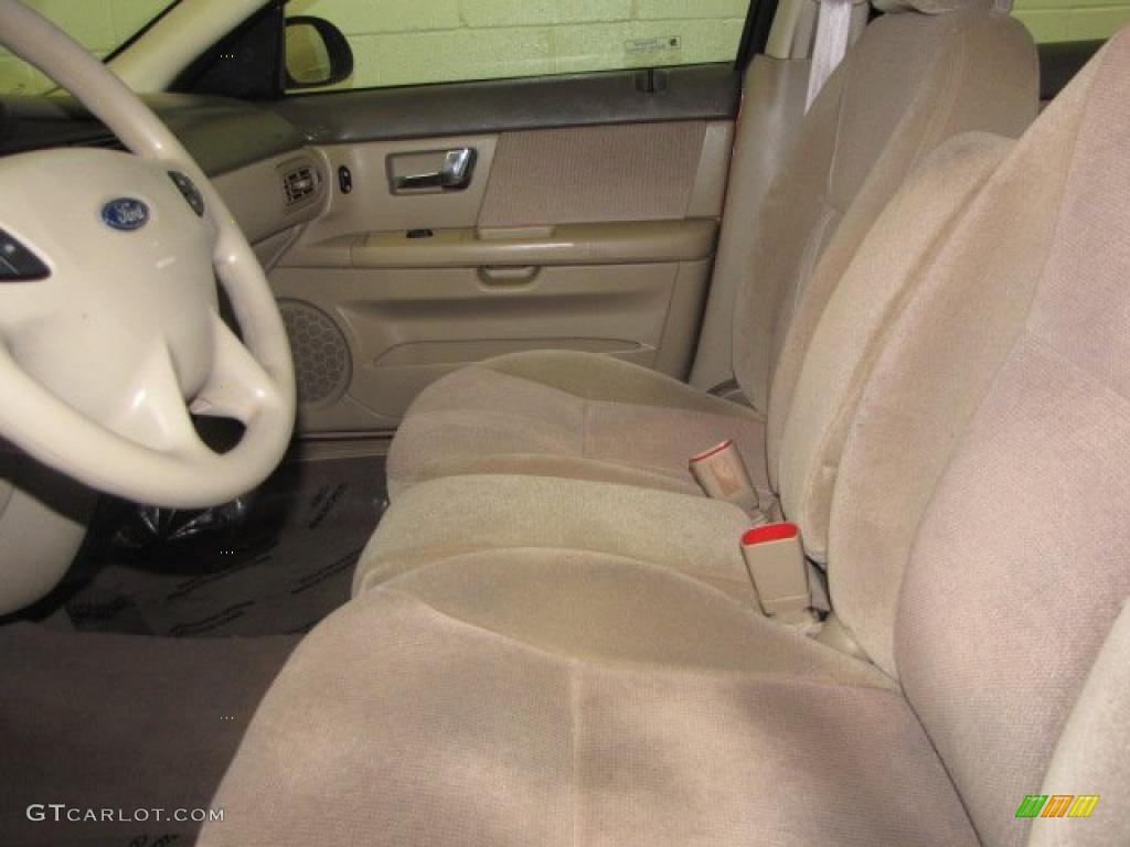 Medium Parchment Interior 2000 Ford Taurus SE Photo #46073980