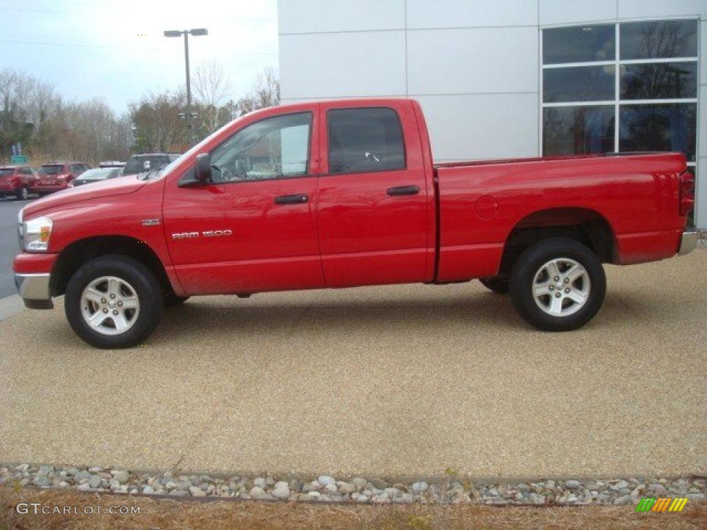 2007 Ram 1500 ST Quad Cab 4x4 - Flame Red / Medium Slate Gray photo #3