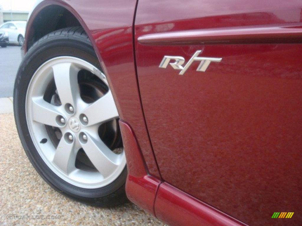2004 Dodge Stratus R/T Coupe Marks and Logos Photos