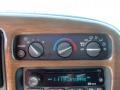 Medium Gray Controls Photo for 2001 Chevrolet Express #46076186