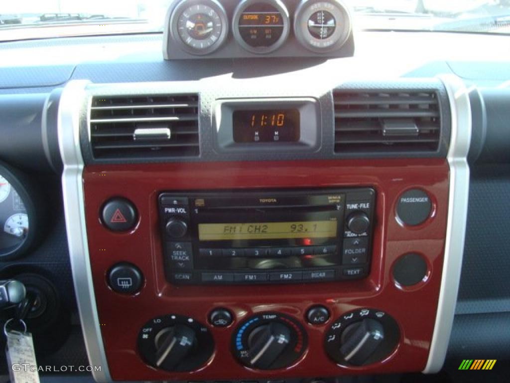 2009 Toyota FJ Cruiser 4WD Controls Photo #46077171