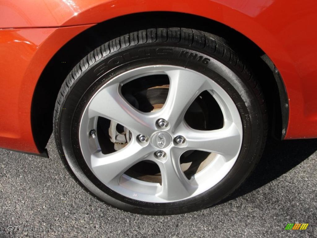 2008 Hyundai Accent SE Coupe Wheel Photo #46077405