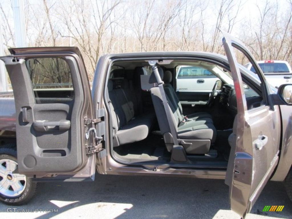 2008 Silverado 1500 LT Extended Cab 4x4 - Desert Brown Metallic / Ebony photo #6