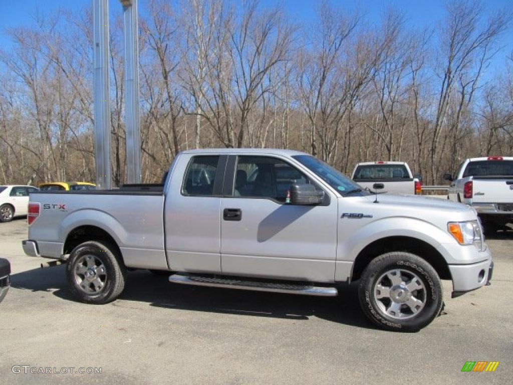 Brilliant Silver Metallic 2009 Ford F150 STX SuperCab 4x4 Exterior Photo #46078380