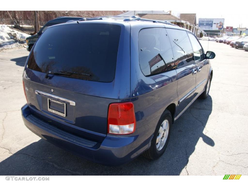 2002 Sedona EX - Blue Sapphire / Gray photo #4
