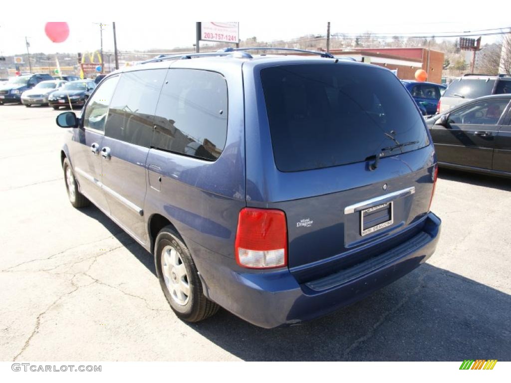 2002 Sedona EX - Blue Sapphire / Gray photo #6