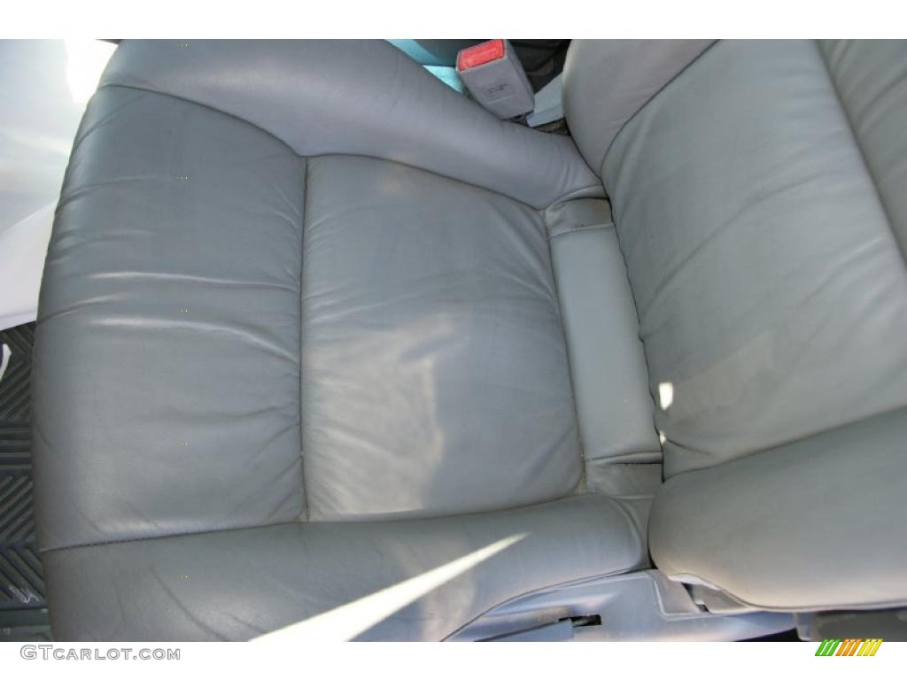 2002 Sedona EX - Blue Sapphire / Gray photo #12