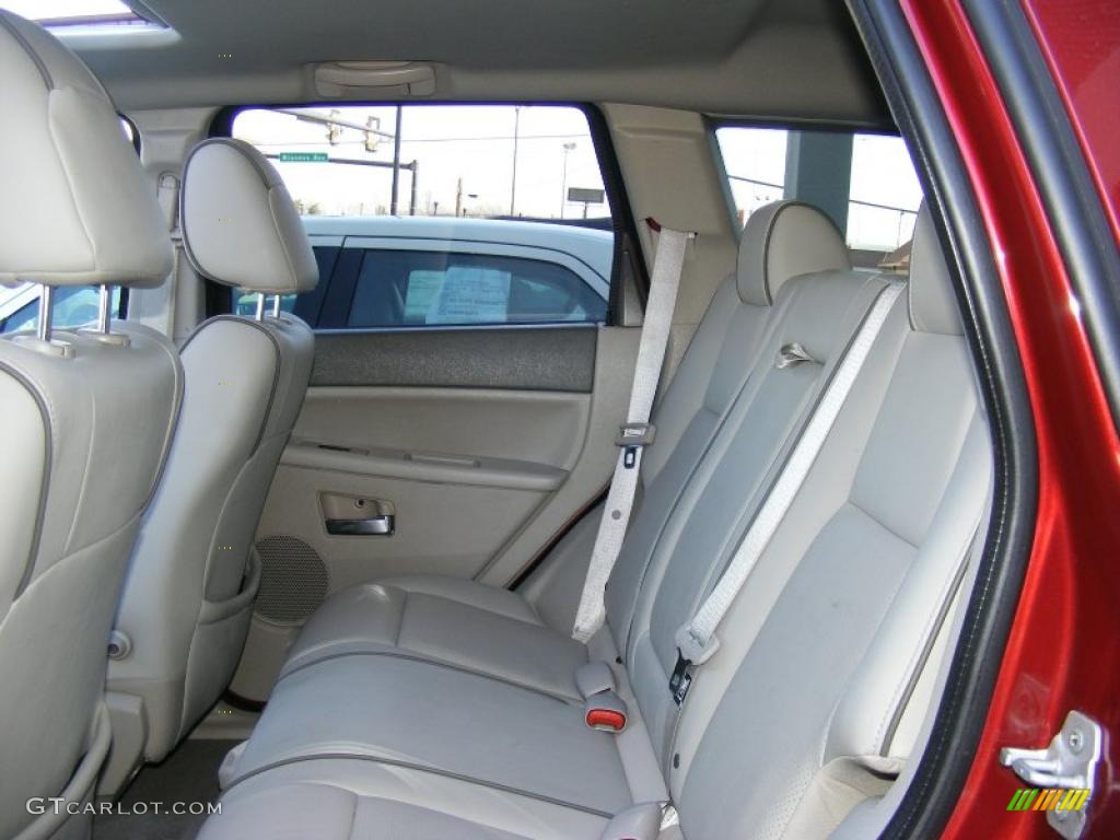 2008 Grand Cherokee Overland 4x4 - Red Rock Crystal Pearl / Dark Khaki/Light Graystone photo #24