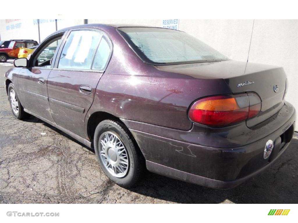 1999 Malibu Sedan - Dark Cherry Metallic / Medium Gray photo #4