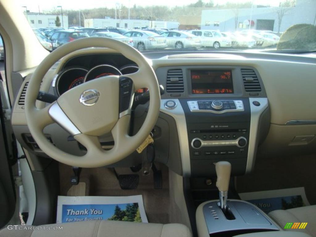 2010 Murano S AWD - Glacier White Pearl / Beige photo #13