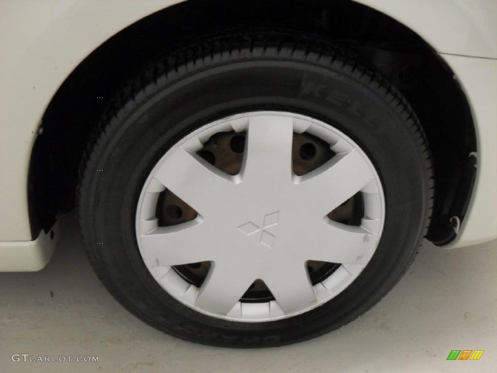 2004 Mitsubishi Galant ES Wheel Photo #46085390