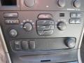 Taupe Controls Photo for 2004 Volvo V70 #46086230