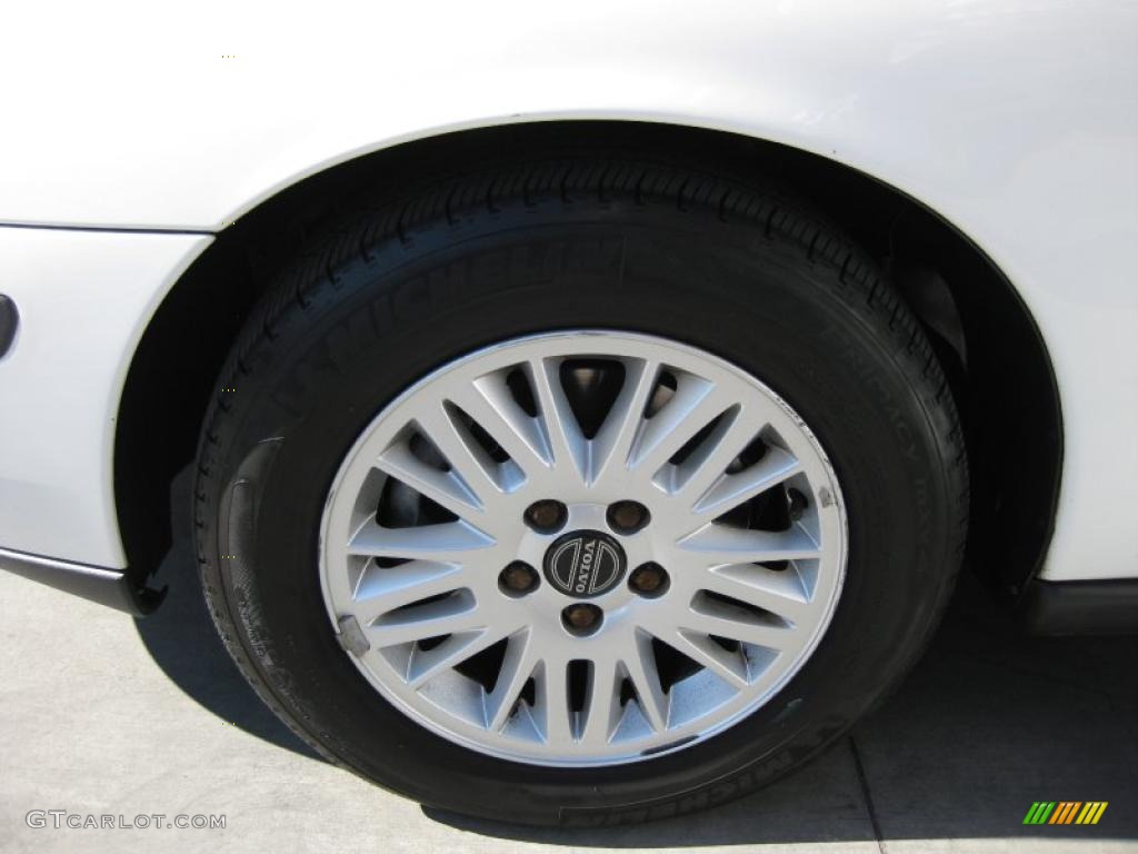 2004 Volvo V70 2.4 Wheel Photo #46086284