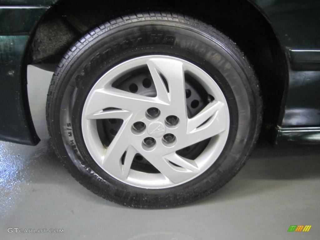 2002 Pontiac Sunfire SE Sedan Wheel Photo #46086953