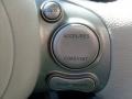 2011 Nissan Cube 1.8 S Controls