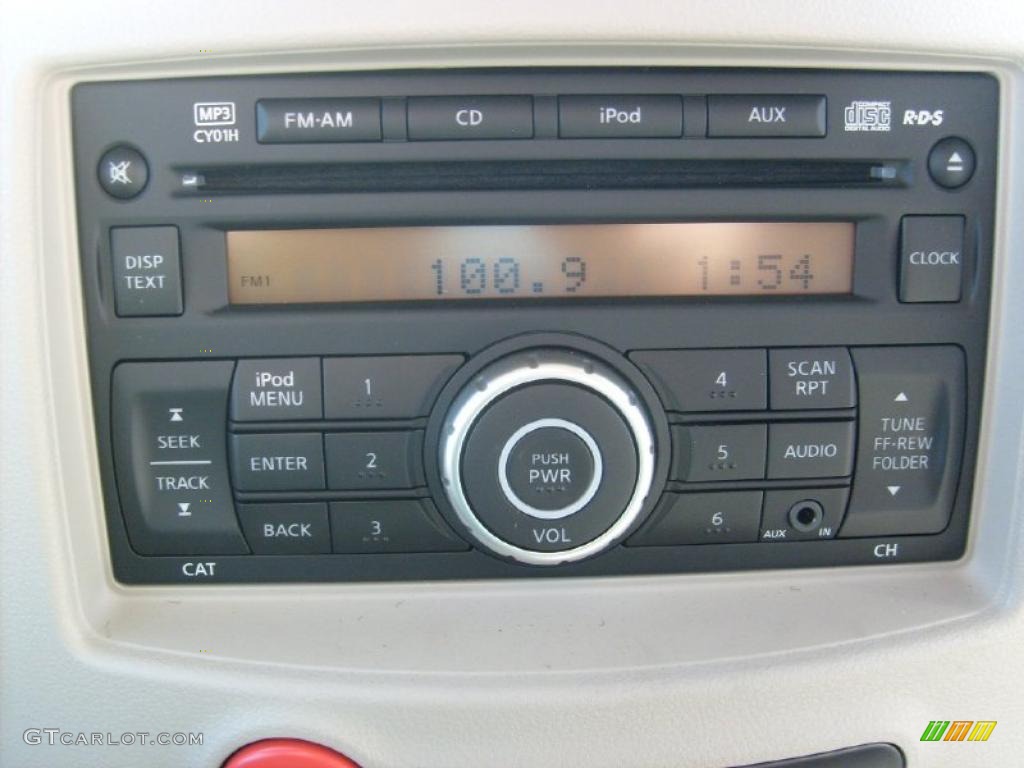 2011 Nissan Cube 1.8 S Controls Photo #46088537