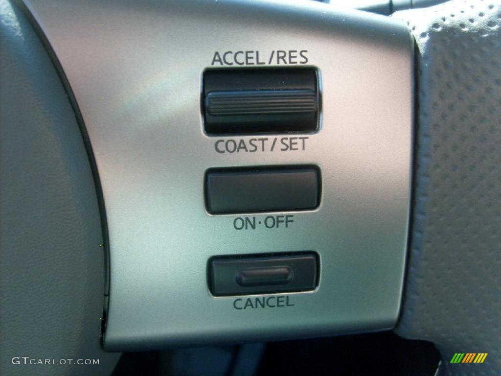2011 Nissan Frontier SV Crew Cab 4x4 Controls Photo #46088651