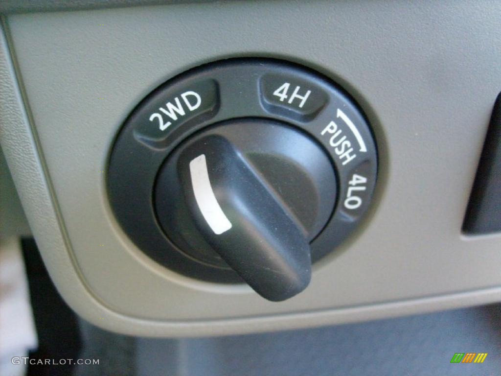 2011 Nissan Frontier SV Crew Cab 4x4 Controls Photo #46088738