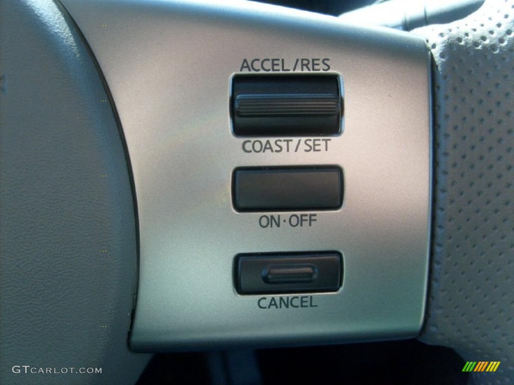 2011 Nissan Frontier SV Crew Cab 4x4 Controls Photo #46088741
