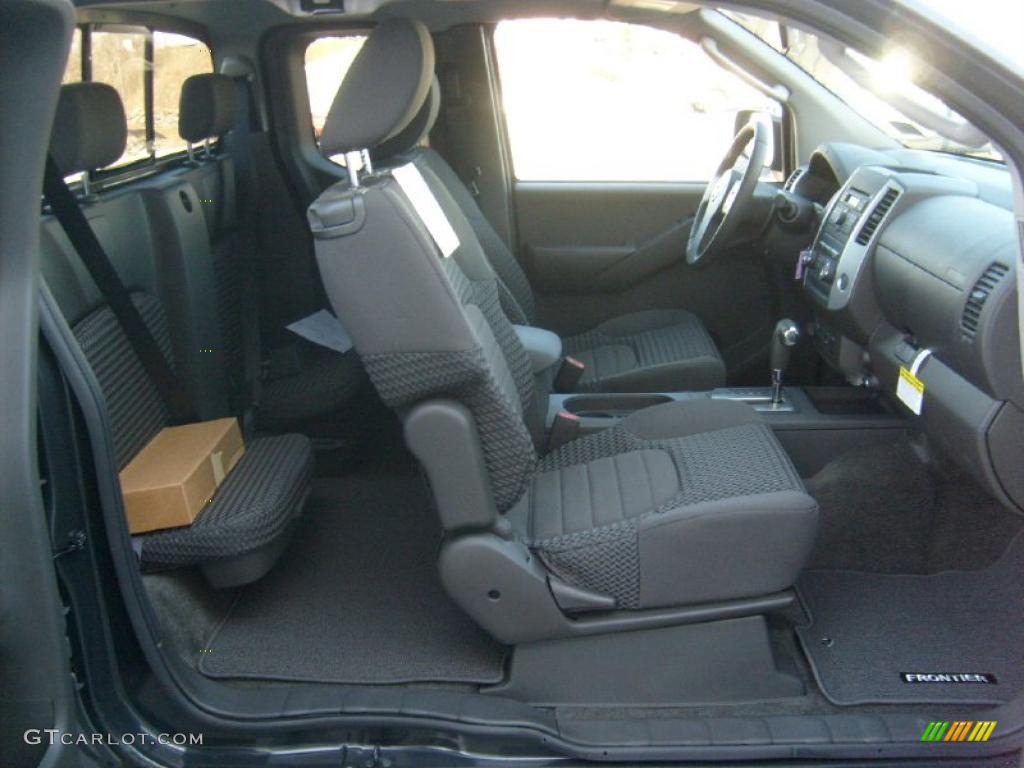 Graphite Interior 2011 Nissan Frontier SV V6 King Cab 4x4 Photo #46089245