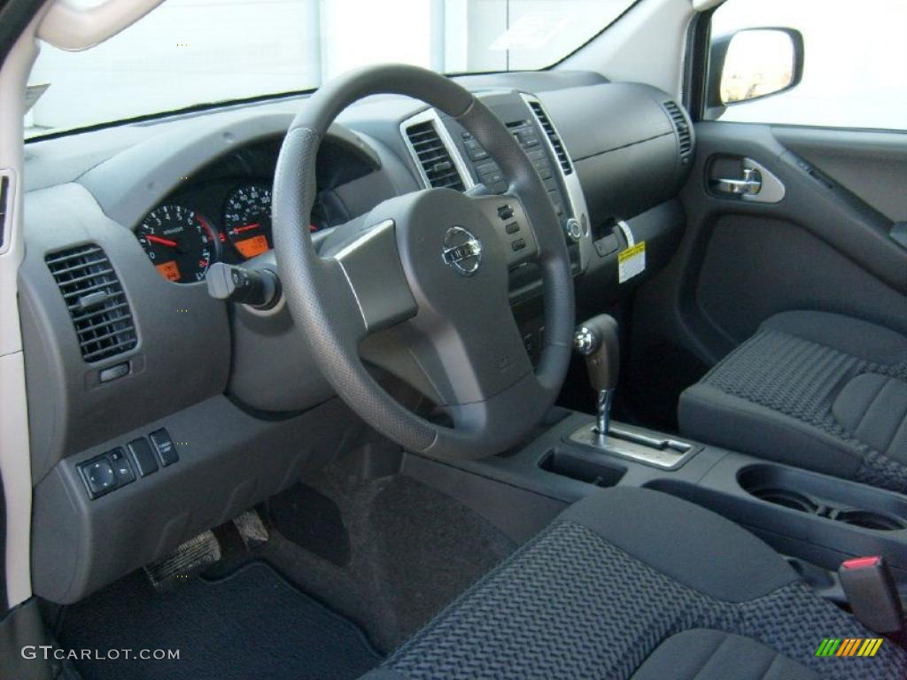 2011 Nissan Frontier SV V6 King Cab 4x4 Graphite Dashboard Photo #46089308