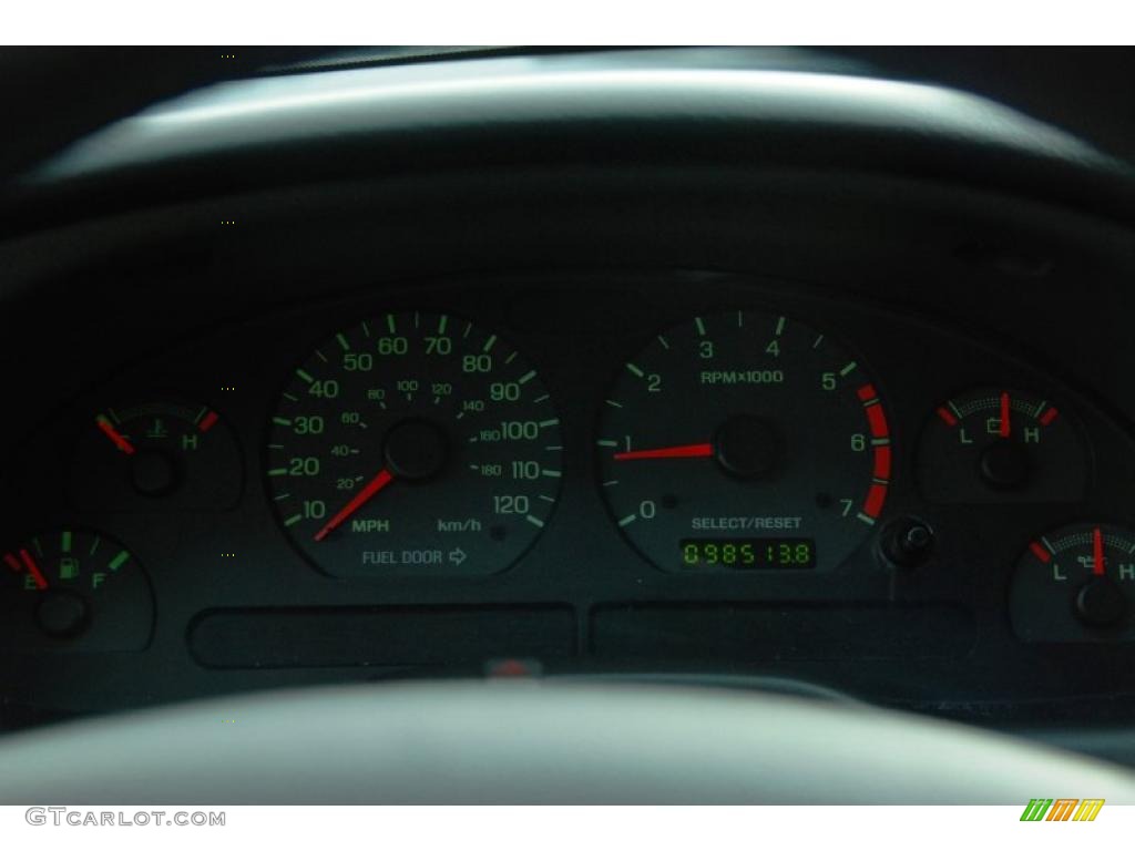 2003 Mustang V6 Coupe - Zinc Yellow / Dark Charcoal photo #19