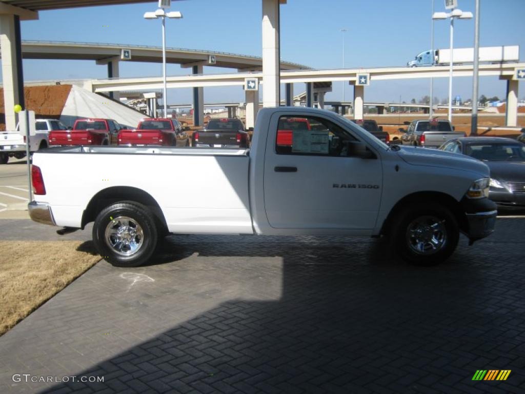 2011 Ram 1500 ST Regular Cab - Bright White / Dark Slate Gray/Medium Graystone photo #5