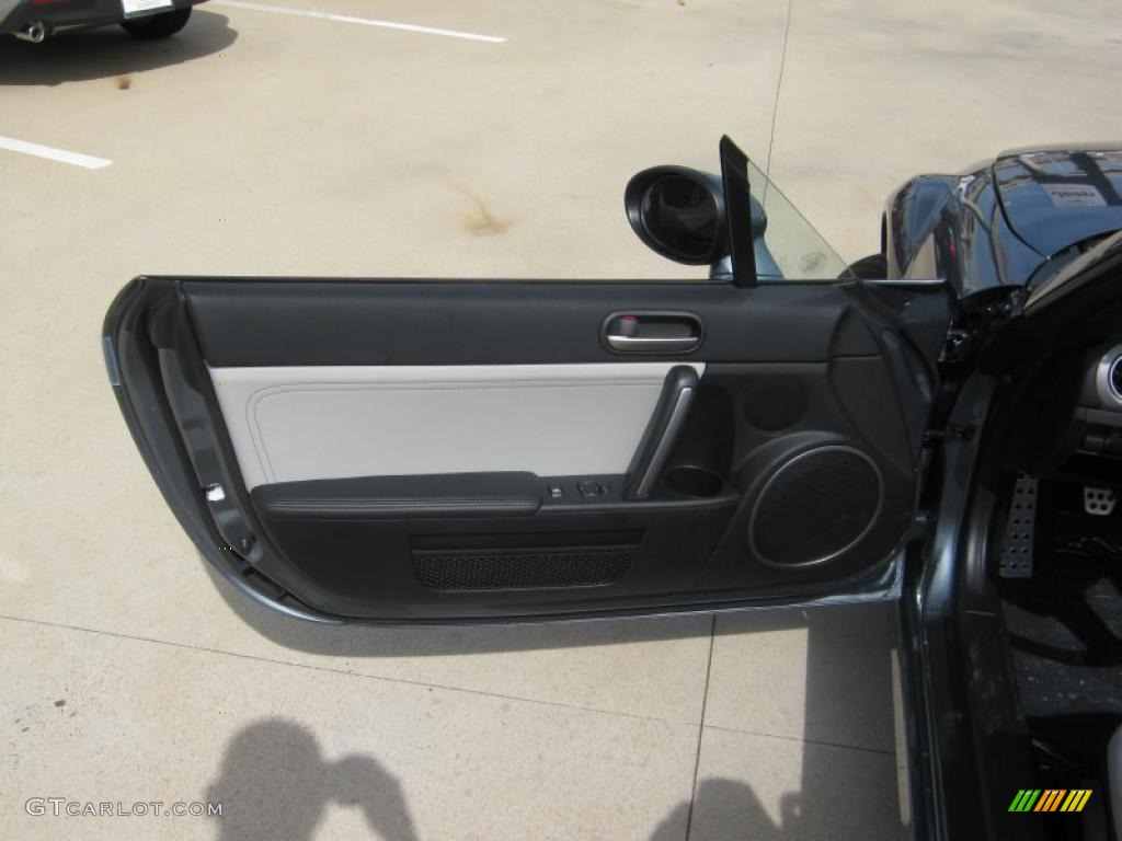 2011 MX-5 Miata Special Edition Hard Top Roadster - Dolphin Gray Mica / Limited Edition Gray photo #14