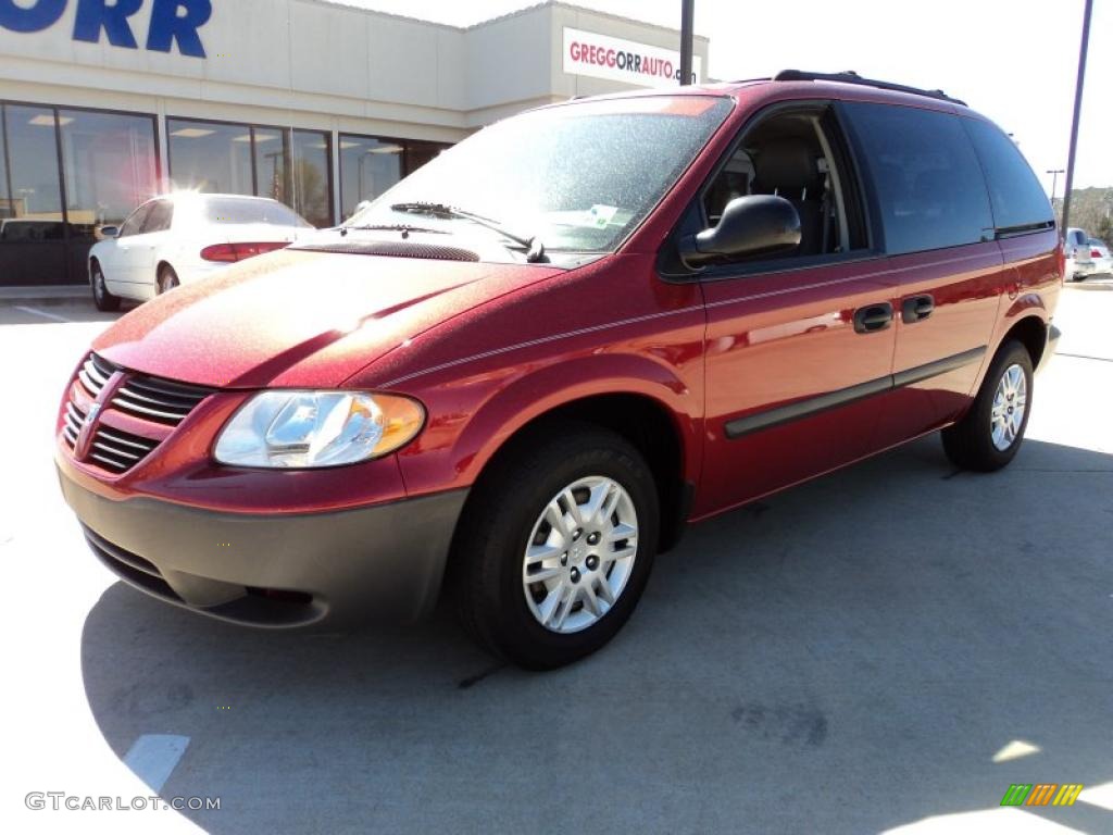 2007 Caravan SE - Inferno Red Crystal Pearl / Medium Slate Gray photo #1