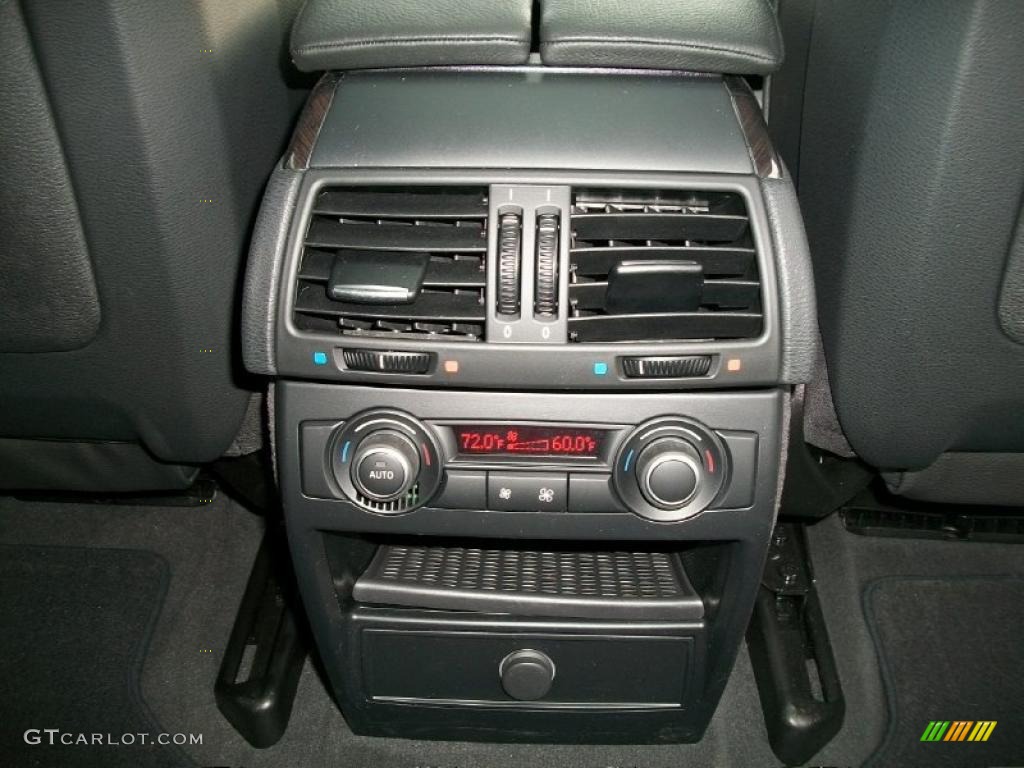 2011 BMW X6 xDrive50i Controls Photo #46097138