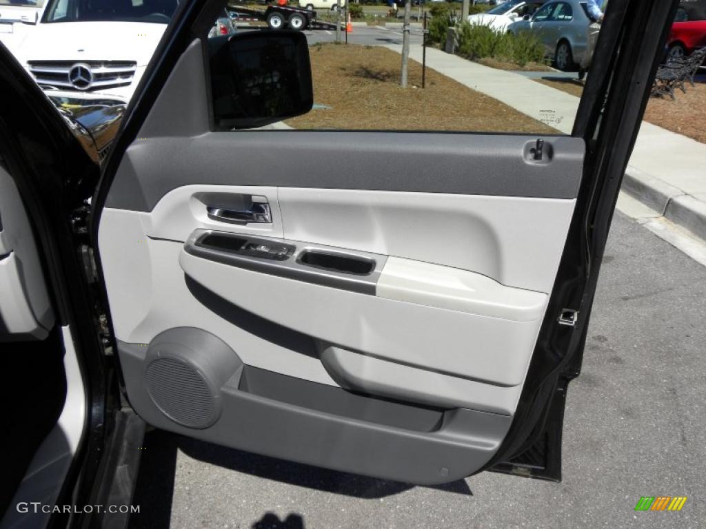 2008 Jeep Liberty Limited Pastel Slate Gray Door Panel Photo #46098485
