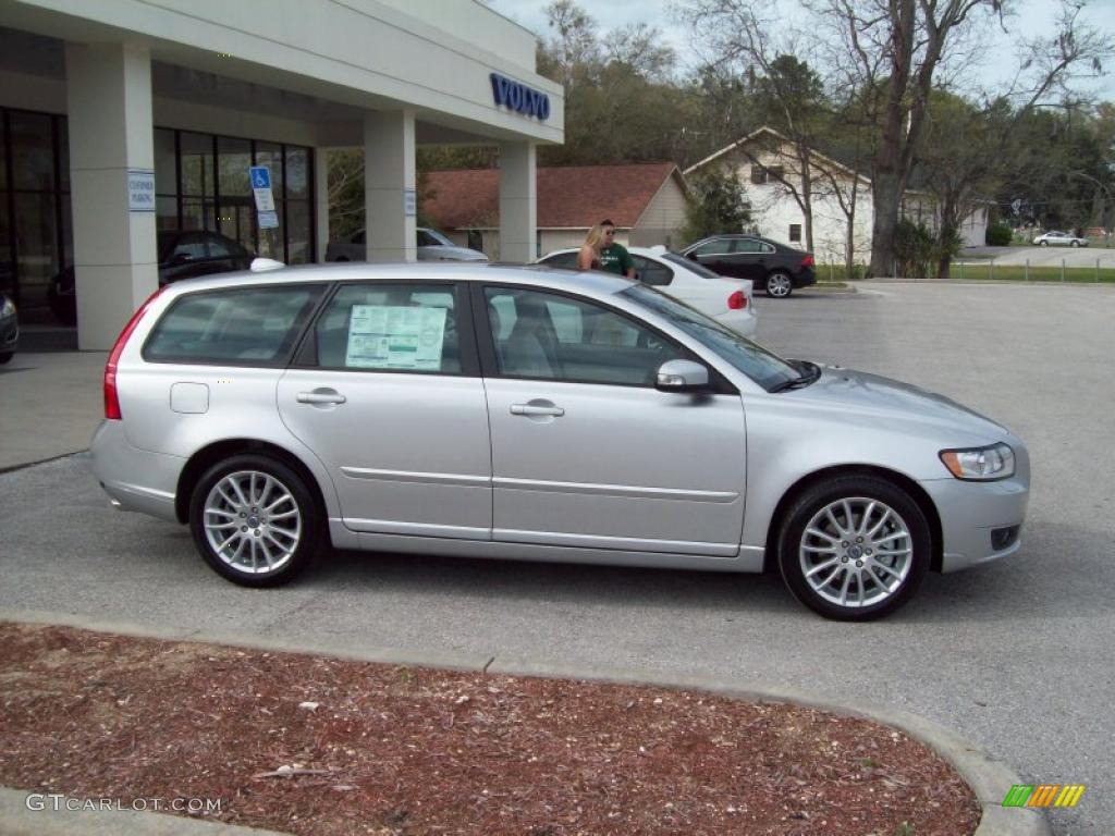 Silver Metallic 2011 Volvo V50 T5 Exterior Photo #46099970