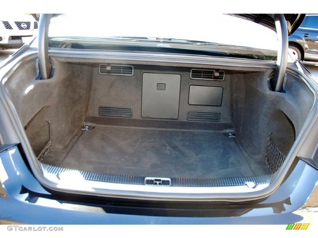 2011 Audi A8 4.2 FSI quattro Trunk Photo #46100186