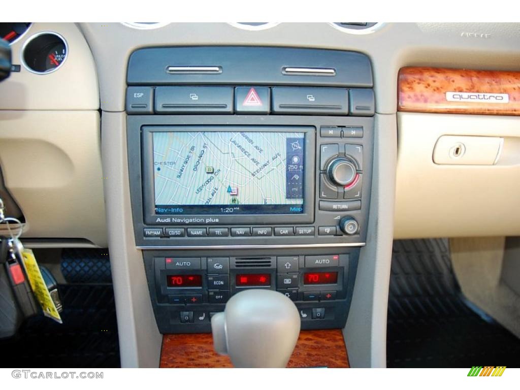 2006 Audi A4 3.0 quattro Cabriolet Navigation Photos