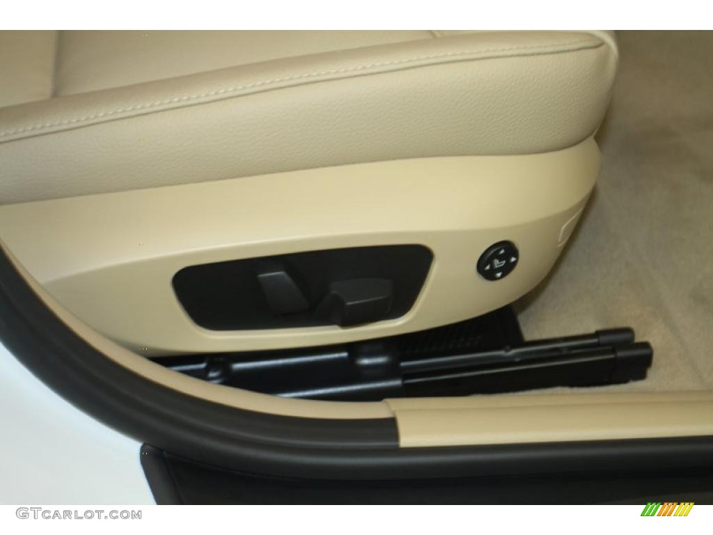 2011 3 Series 335d Sedan - Alpine White / Beige photo #17