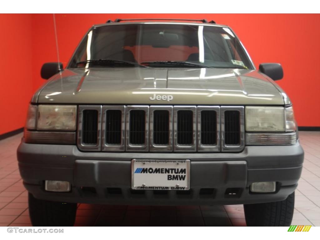 1997 Grand Cherokee Laredo - Char Gold Satin Glow / Agate Black photo #22
