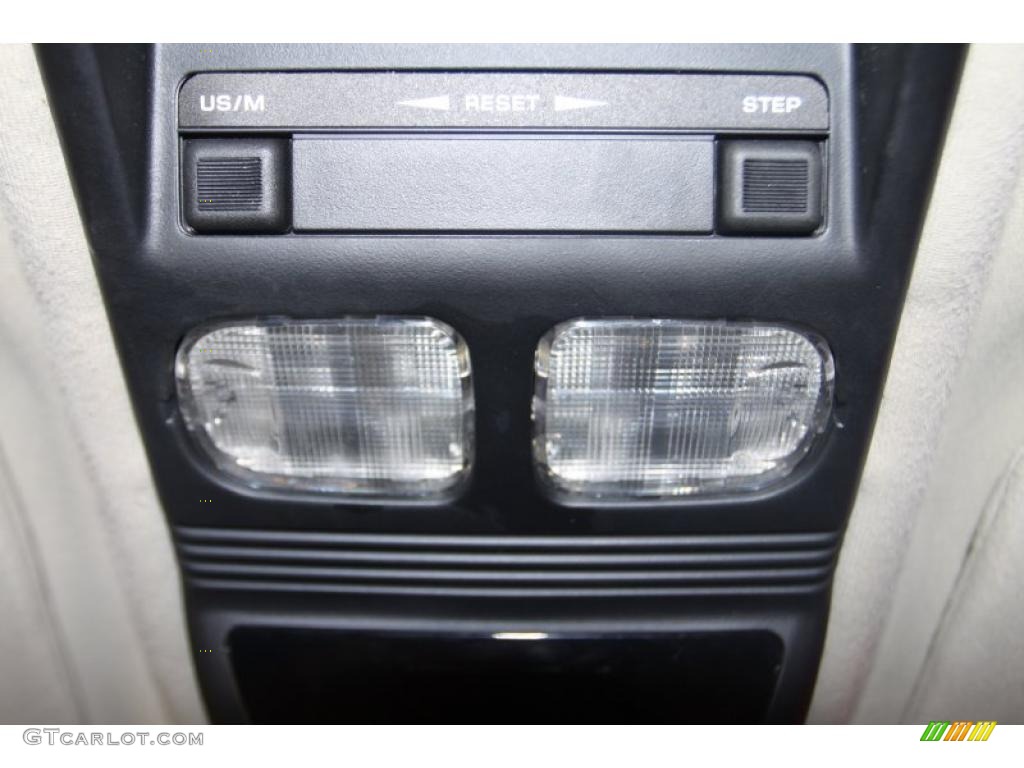 1997 Grand Cherokee Laredo - Char Gold Satin Glow / Agate Black photo #28