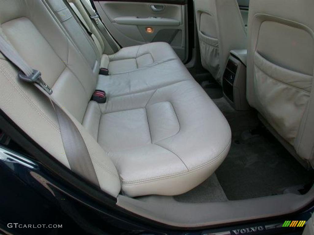 Light Taupe Interior 2004 Volvo S80 2.9 Photo #46105817