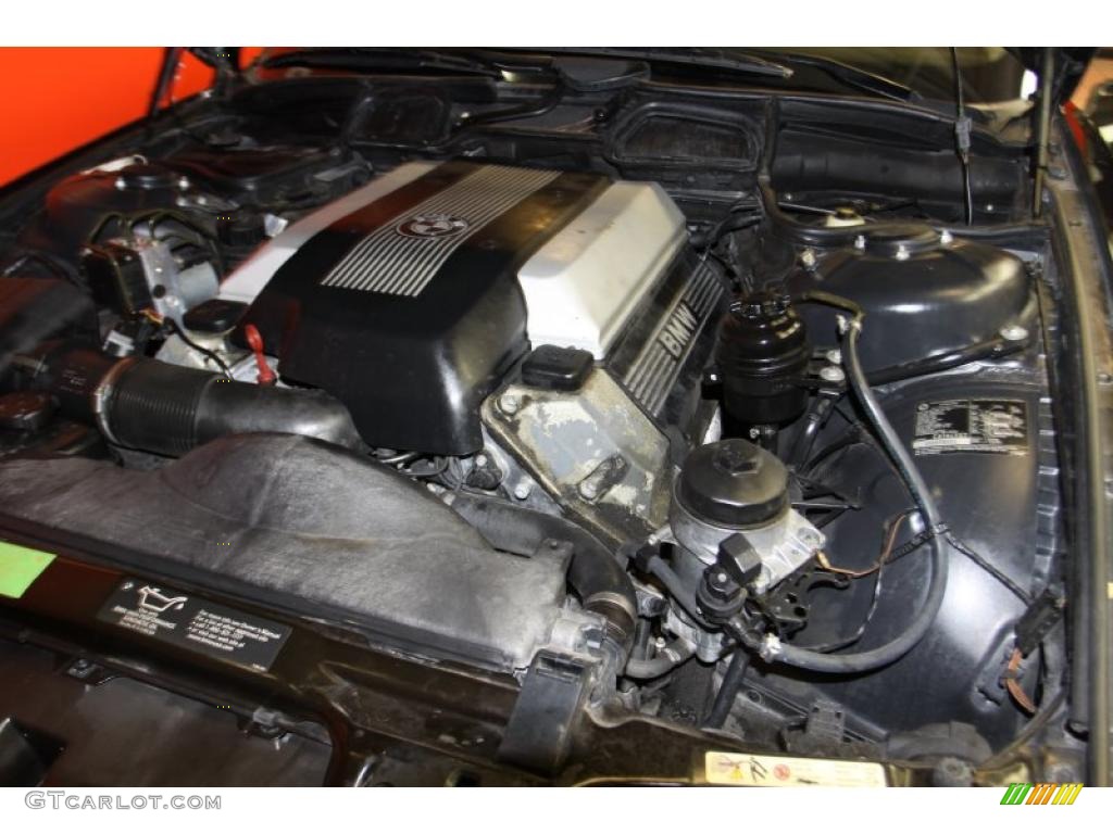 2001 BMW 7 Series 740i Sedan 4.4 Liter DOHC 32-Valve V8 Engine Photo #46106840