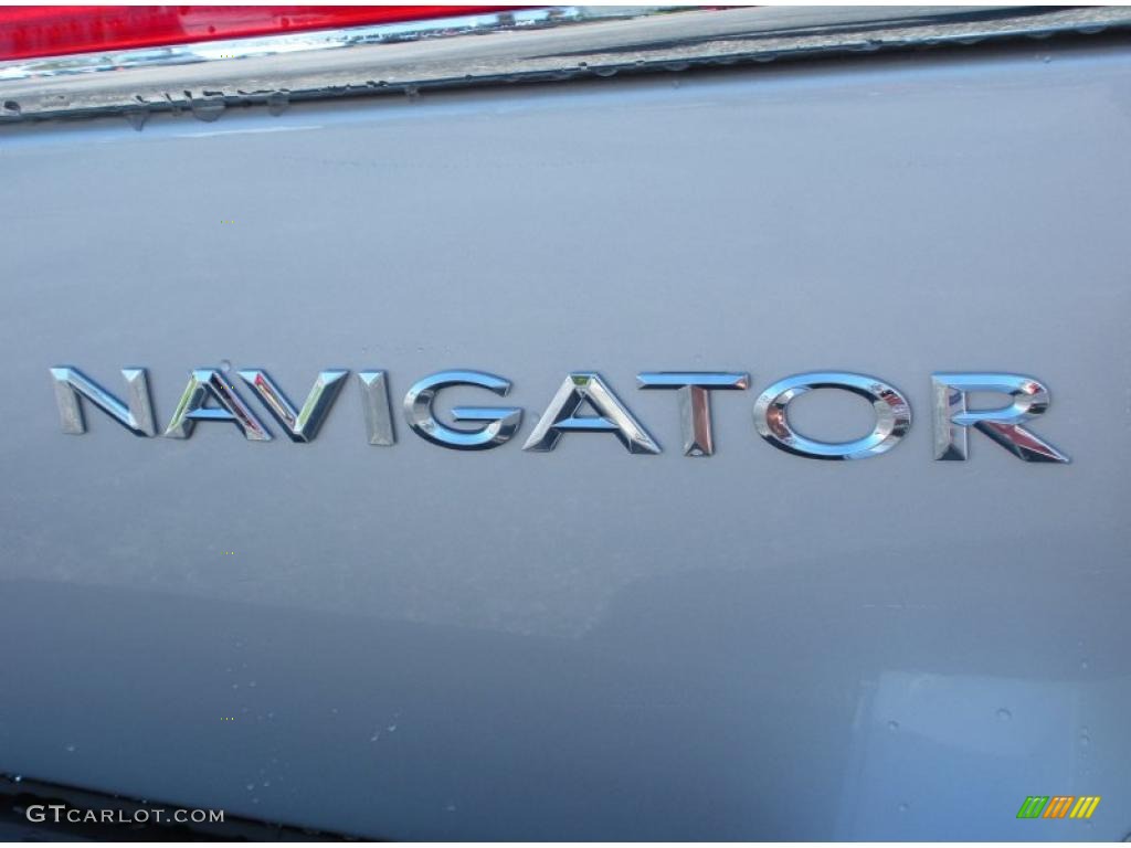 2011 Lincoln Navigator 4x2 Marks and Logos Photo #46107821