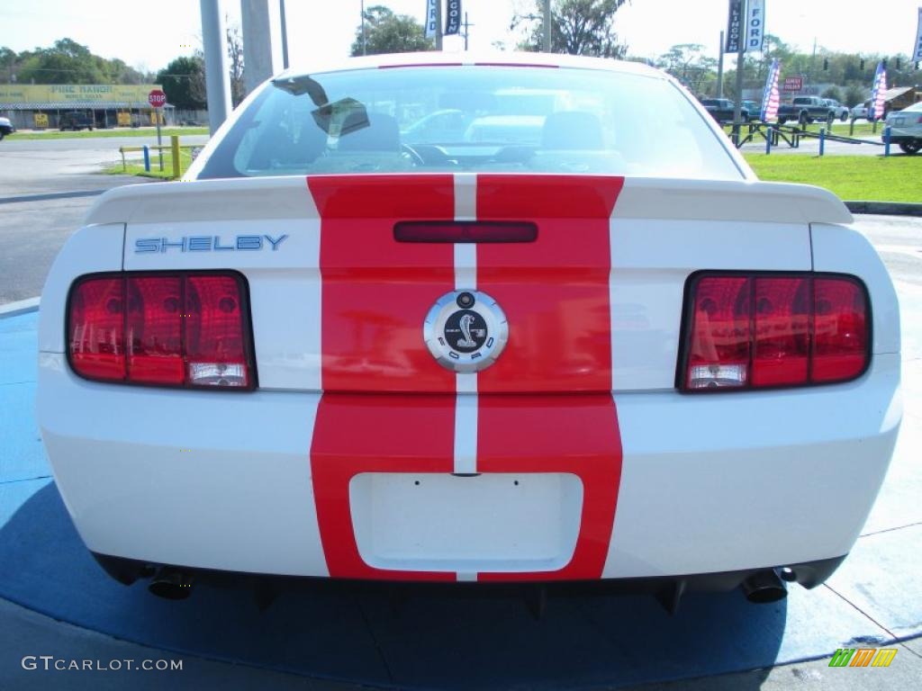 2007 Mustang Shelby GT500 Coupe - Performance White / Black/Red photo #4